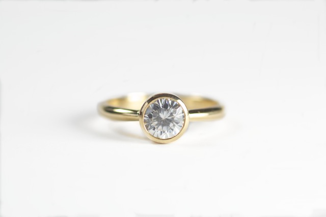 22) Brillant-Ring 750er Gelbgold (0,98 ct)